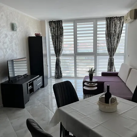 아파트 With Pool In Atlantis *