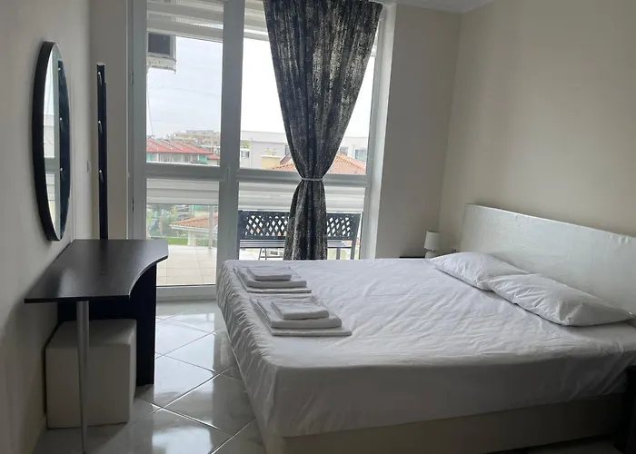 With Pool In Atlantis * 布尔加斯