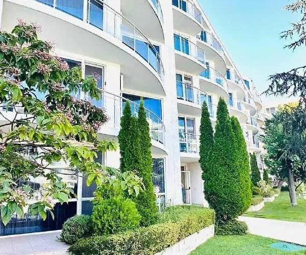 公寓 With Pool In Atlantis