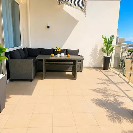 Apartmán With Pool In Atlantis Burgas City
