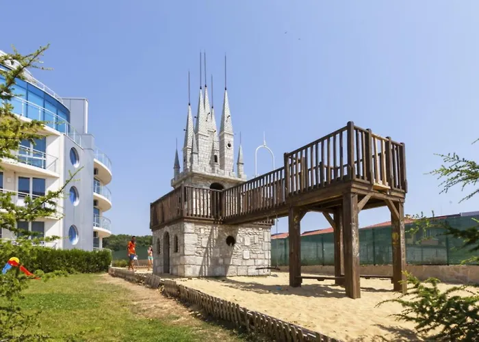 With Pool In Atlantis Апартамент *