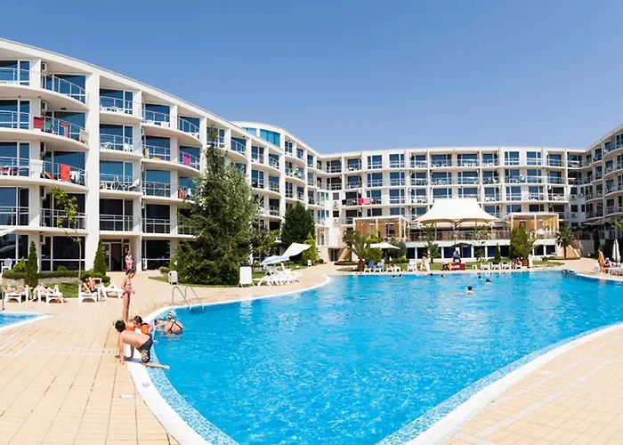 With Pool In Atlantis * Бургас